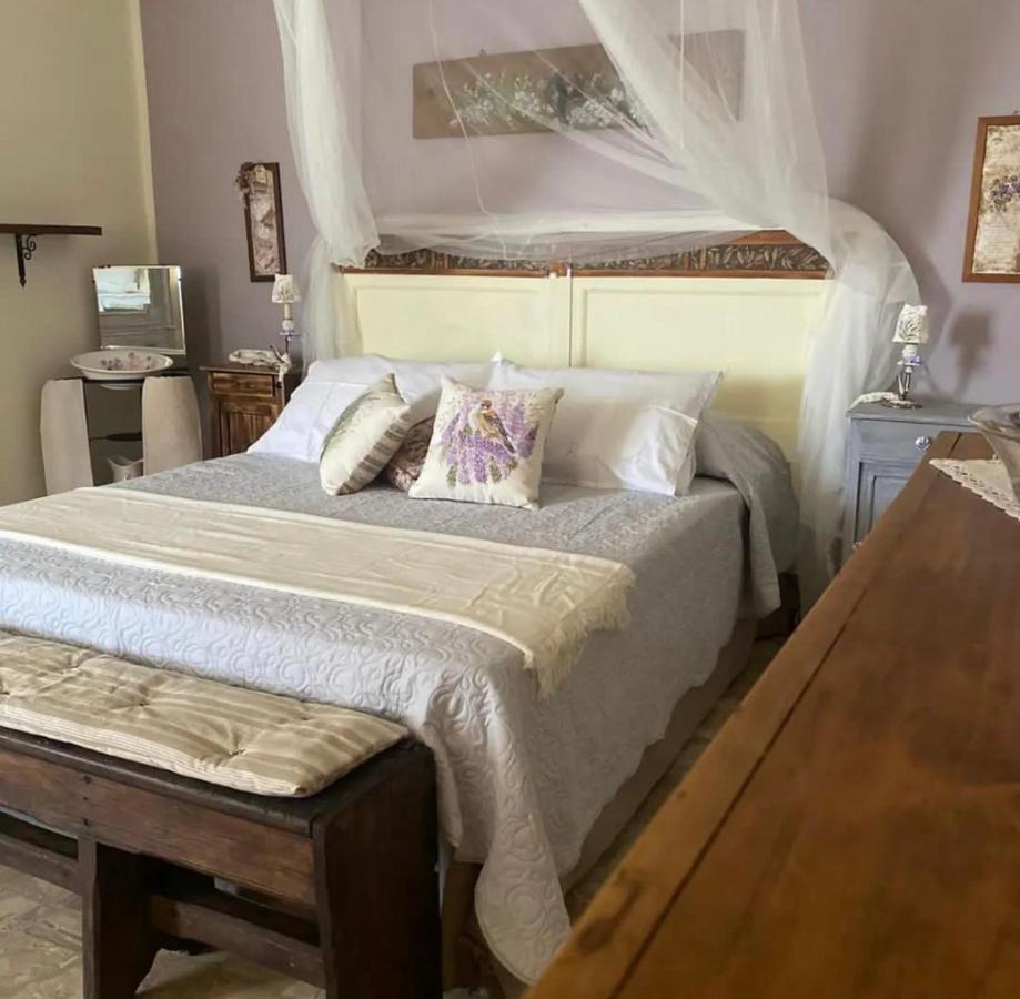 مبيت وإفطار Quarto  Anticacascina المظهر الخارجي الصورة